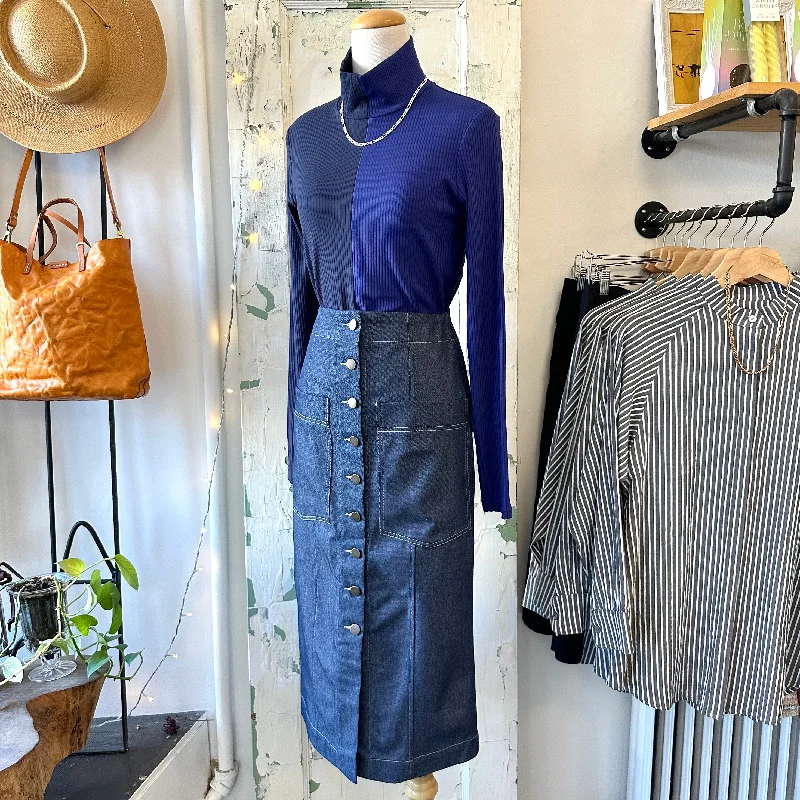 Eve Gravel // Kueva Skirt Denim