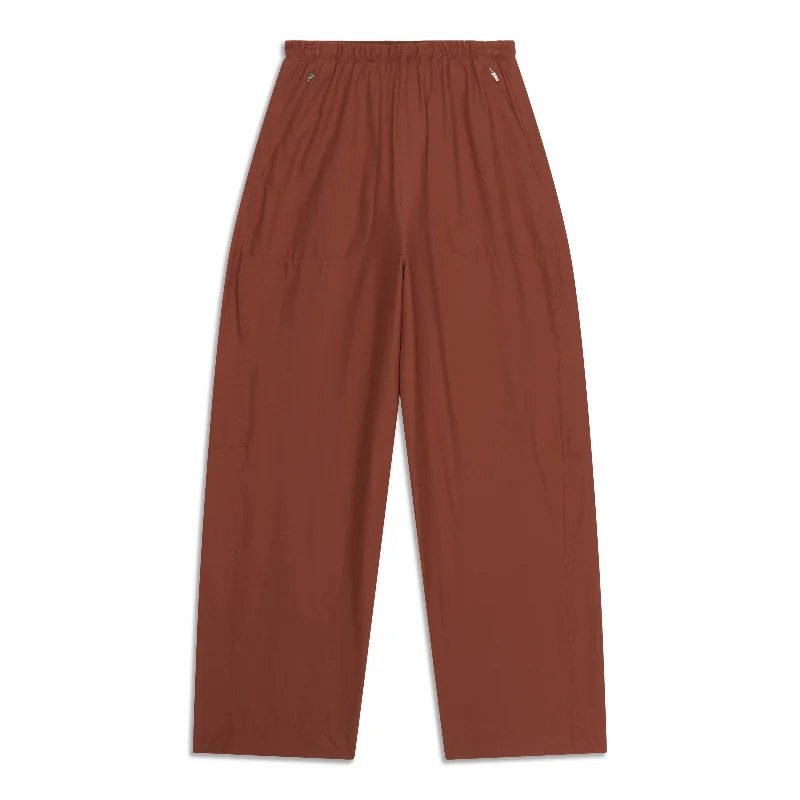 Lightweight Mid-Rise Barrel-Leg Cropped Pant - Resale