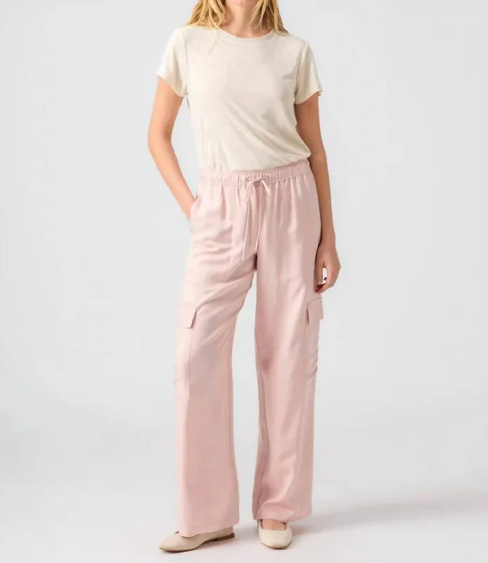 Sapir Cargo Pants In Powder Pink